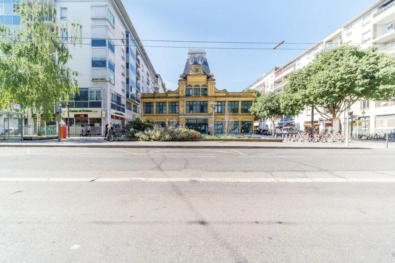 Studio With Semi-Open Bedroom Near Part-Dieu & Tram Lyon Apartman